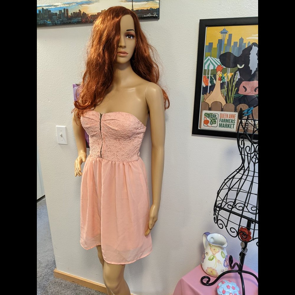 Shasa Baby Pink Strapless Lace Front Zipper Accent Mini Dress Size Small